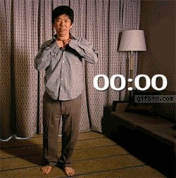 GIF: Je li moguće skinuti se u manje od 5 sekundi?!