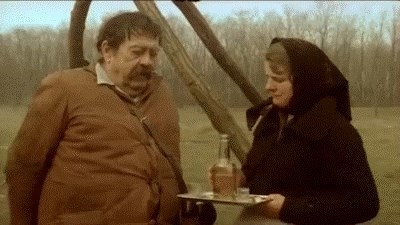 GIF: Kada prosječnog Balkanca ponudiš pićem