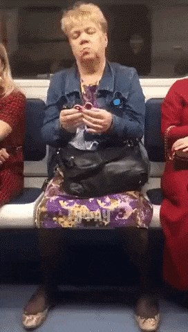 I starija populacija voli koristiti fidget spinnere te se njime hvaliti u javnosti