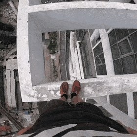 Čovjek je uzeo kameru i napravio šetnju od koje bi se mnogima zavrtjelo u glavi