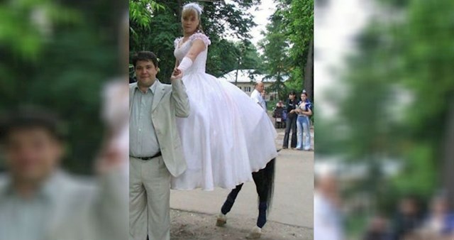 Vjerujemo da je ovo trebala biti prekrasna slika mladog bračnog para, ali je slikana u nezgodnom trenutku i sada mladenka izgleda kao mitološko biće.