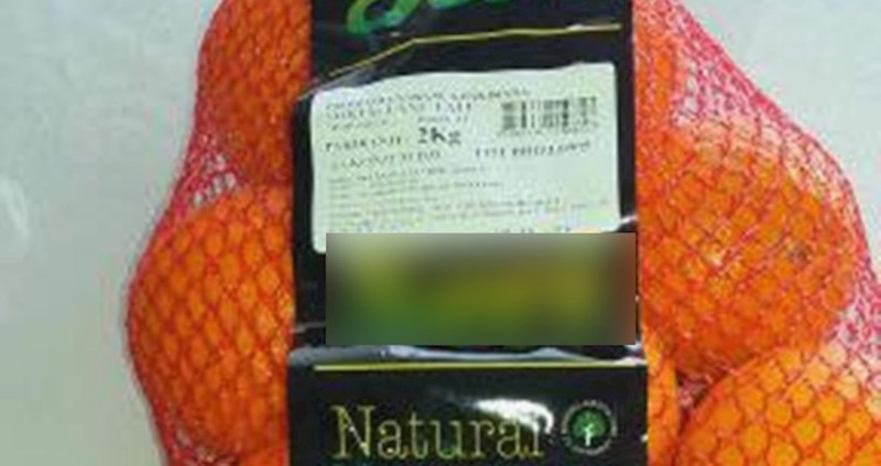 U dućanu je kupila uvozne naranče, muž se smijao kad je vidio što na njima piše