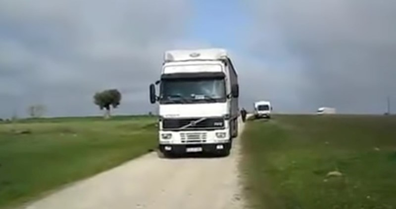 Čovjek je puhnuo u zviždaljku, a onda su svjedočili spektaklu koji se viđa samo jednom u životu