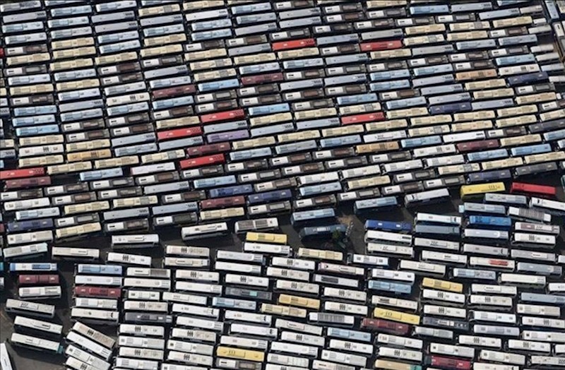 Ne, ovo nisu kazete, nego autobusi.