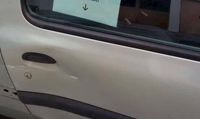 Splićanin je na prozor automobila zalijepio poruku koja je trebala opravdati oštećenje na vozilu