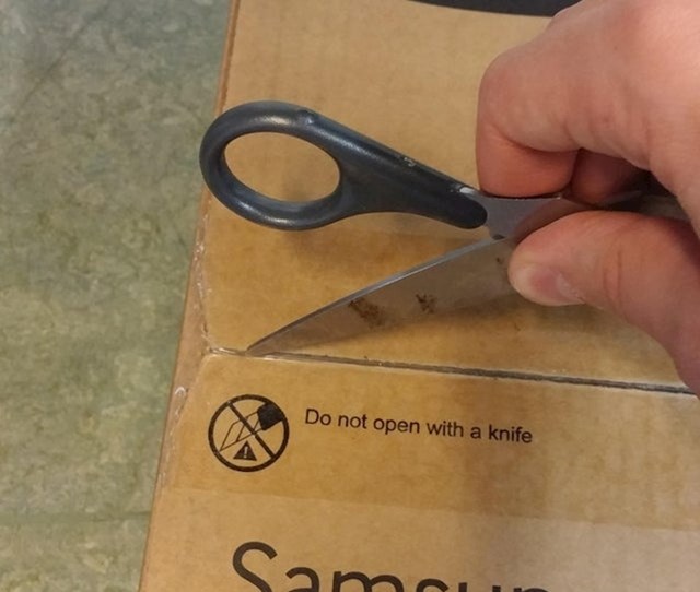 Kada ne smijete otvarati kutiju nožem...