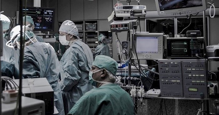 Doktor poginulim pacijentima gleda Facebook profile, a razlog je ljude potaknuo na razmišljanje