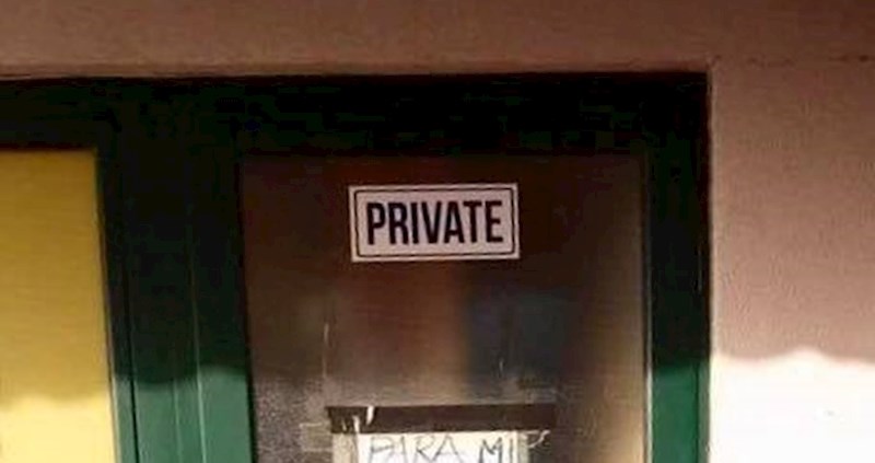 Čovjek je odmah na ulaznim vratima htio upozoriti ljude i razjasniti par stvari