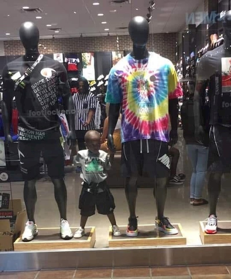 "Tražila sam ovog dječaka po cijelom trgovačkom centru."