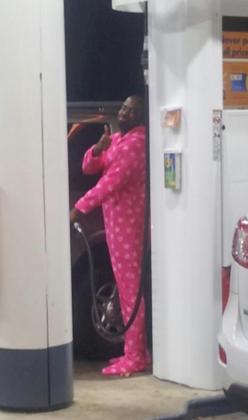 Ovaj lik zna kako popraviti dan ljudima oko sebe. Pogledajte u čemu je točio gorivo.