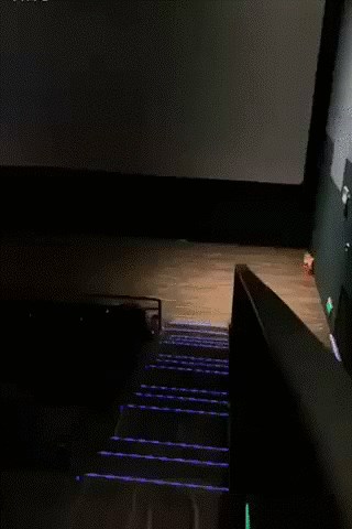 Ovaj čovjek je otišao u kino pa u dvorani primijetio nevjerojatnu glupost