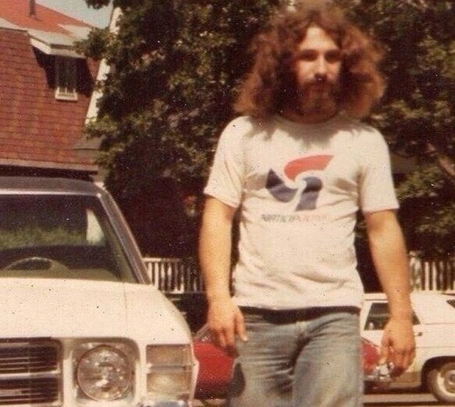 "Moj tata je na ovoj fotografiji imao 17 godina, 1974."