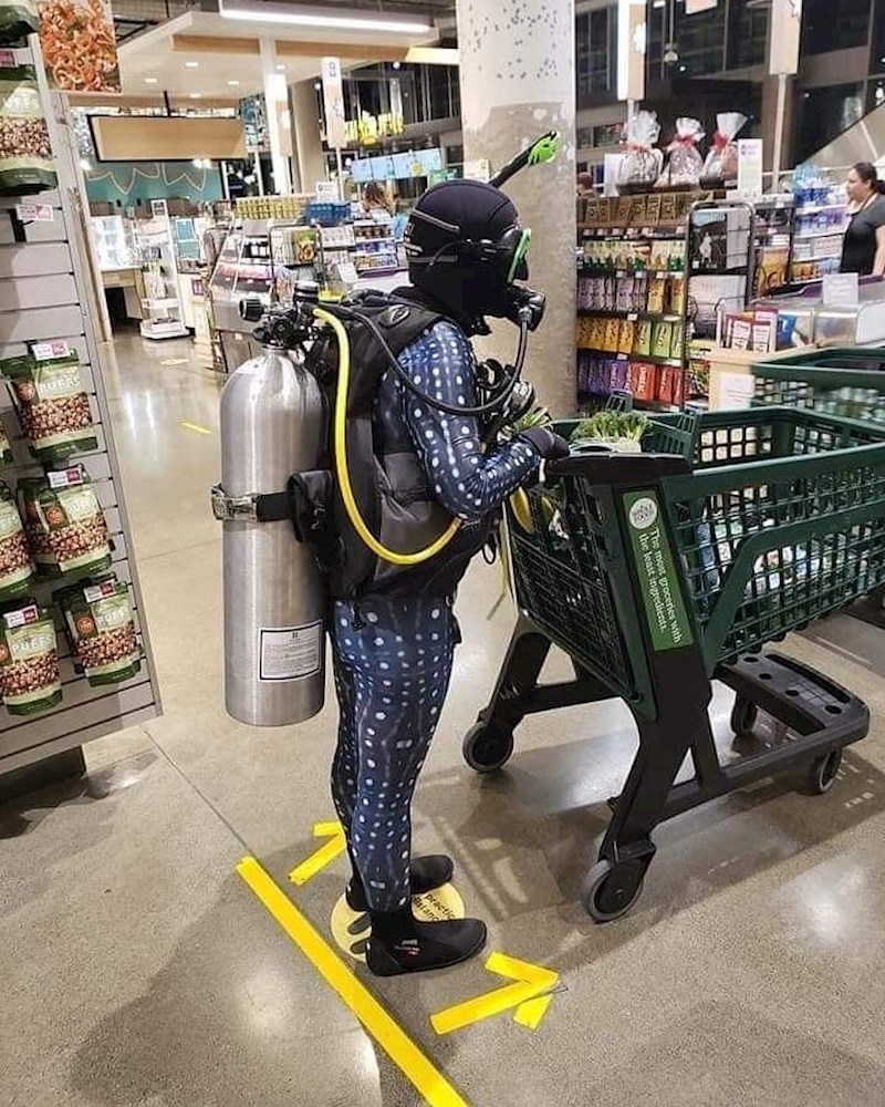 Ronio je po supermarketu...