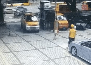 Neki ljudi su spremni učiniti svakakve gluposti kako bi dobili novac od osiguranja