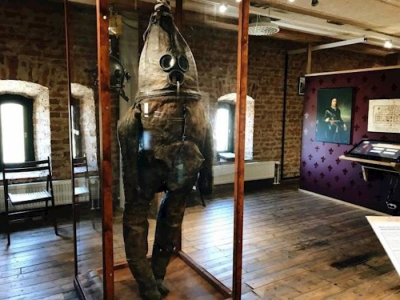 "Ovo je najstarije poznato ronilačko odijelo, nalazi se u Raahe muzeju u Finskoj."