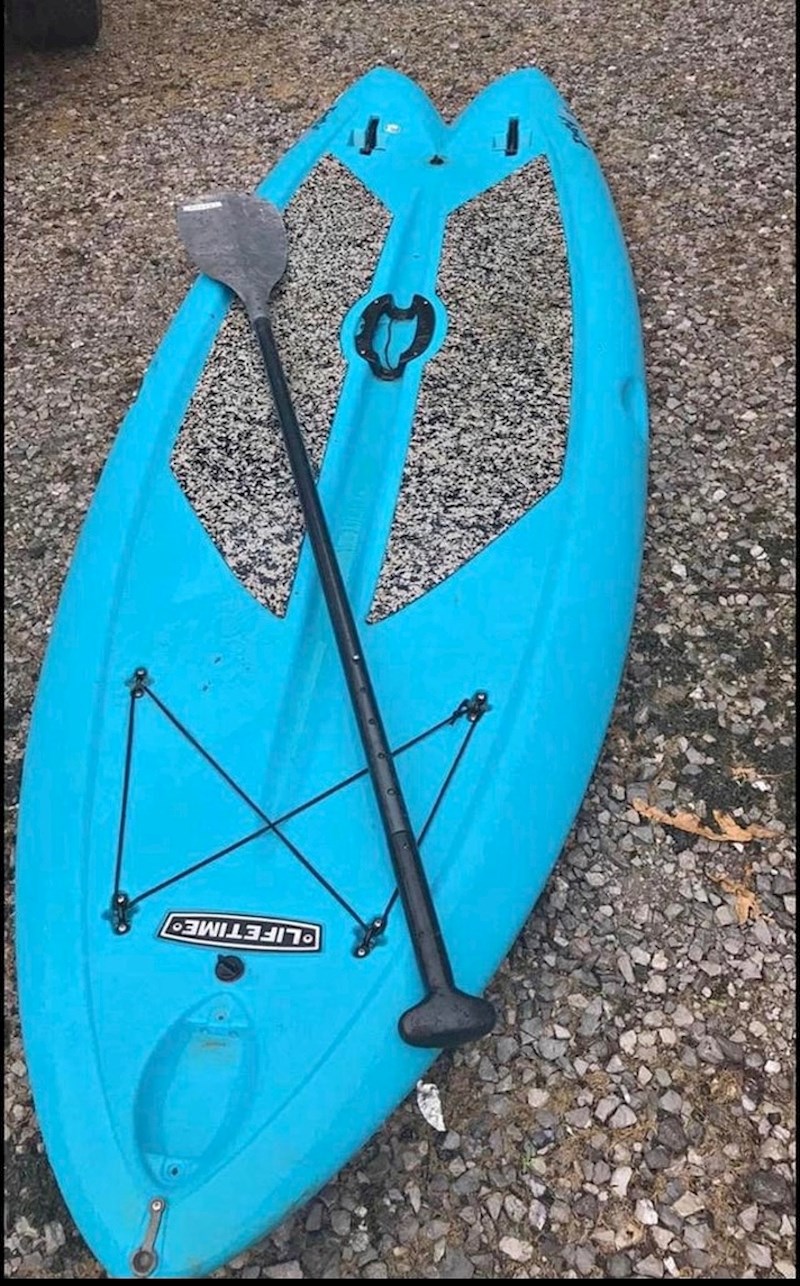 Ne, daska nije prozirna. :)