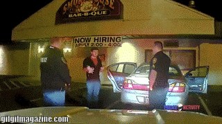 Zaustavila ga je policija, a onda im je na zanimljiv način dokazao da nije pijan