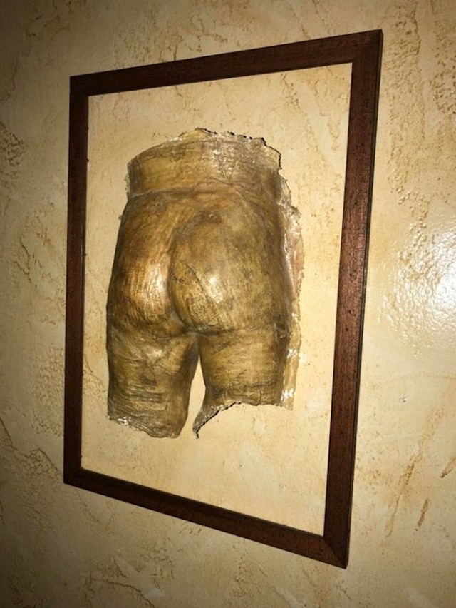 Ovi ljudi su na zid postavili... dupe.