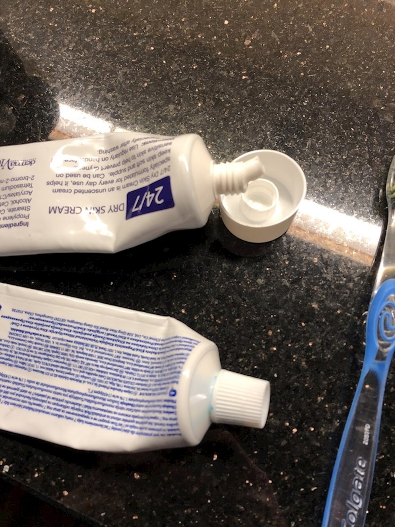 "Bio sam toliko umoran da sam zube skoro oprao kremom za suhu kožu."