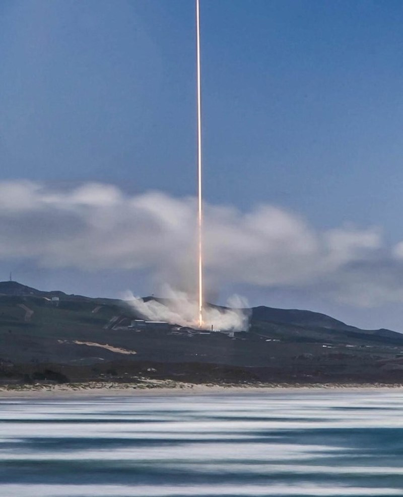 Netko je pomoću fotografije s dugo ekspozicijom pokazao kako izgleda lansiranje rakete.