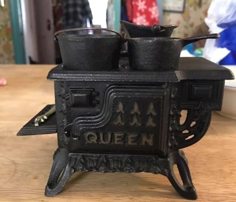 "Nikad nisam mislila da ću kupiti minijaturnu peć!"