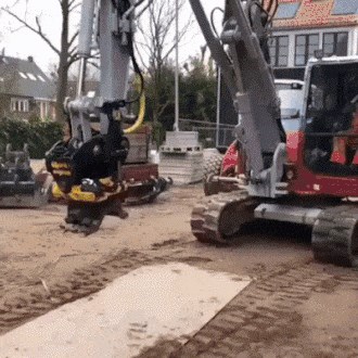 Ovaj bagerist je dokazao da je pravi majstor, izveo je nešto za što biste rekli da je nemoguće