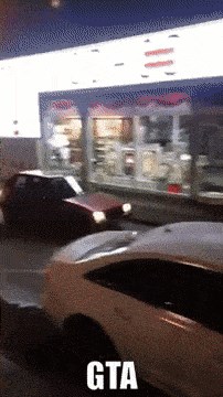 Vozač bježao od policije, nitko nije mogao vjerovati svojim očima kad su vidjeli kako ih se riješio