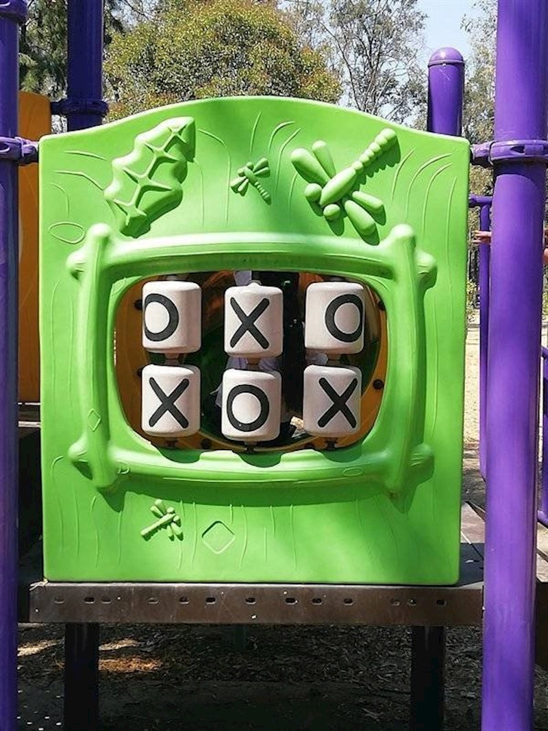 Kako igrati križić-kružić sa 6 polja?