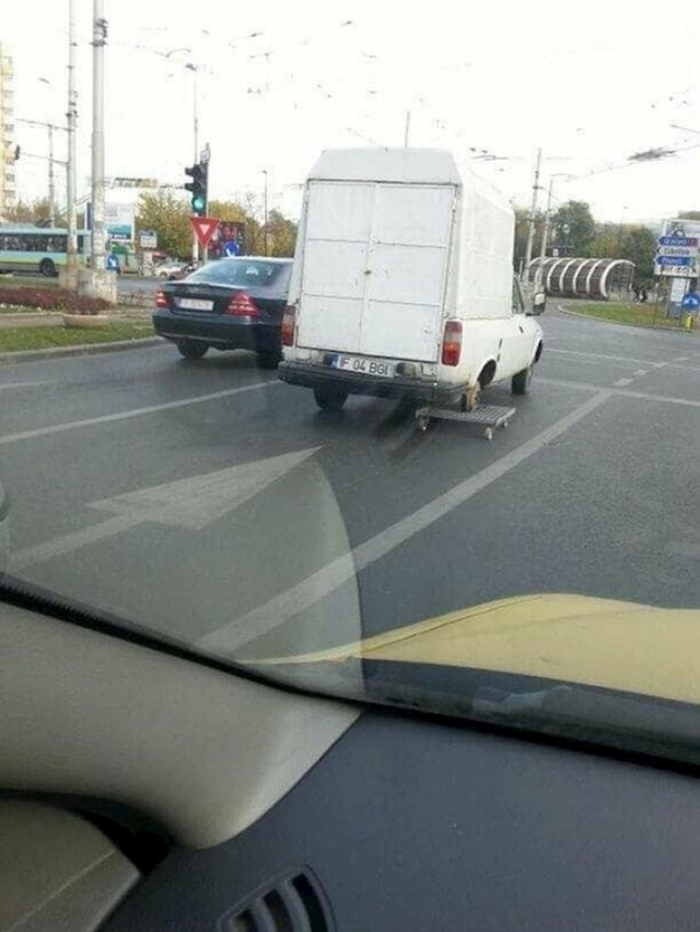 "Nema veze, poslužit će..."