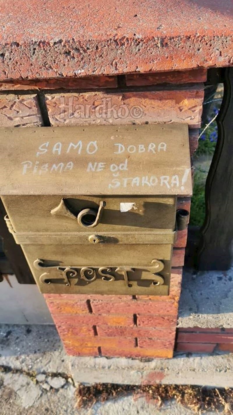 Evo što je poštara dočekalo kad je htio ubaciti poštu: