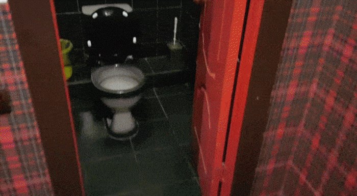 Osoba je ušla u najčudniji WC ikad, pogledajte što je bilo na plafonu
