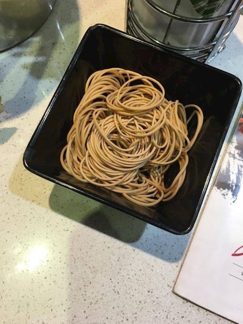 Gumice koje izgledaju kao rezanci