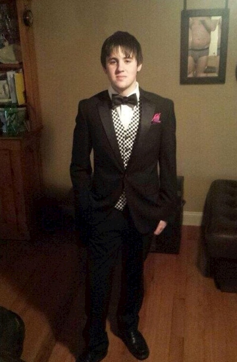 Je li ova fotka mogla biti čudnija?