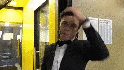 Lik je uzeo marker, odšetao do ploče i jednim potezom začudio studente