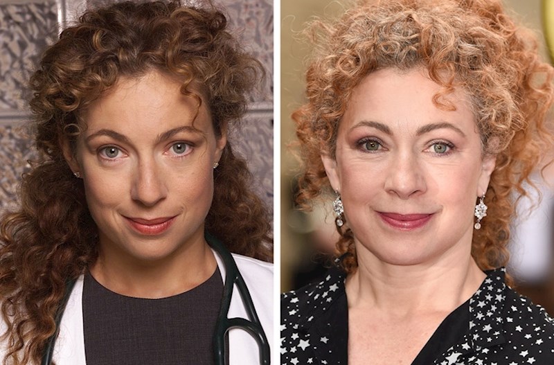 Alex Kingston (Elizabeth Corday)