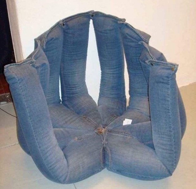 Stolica napravljena od hlača