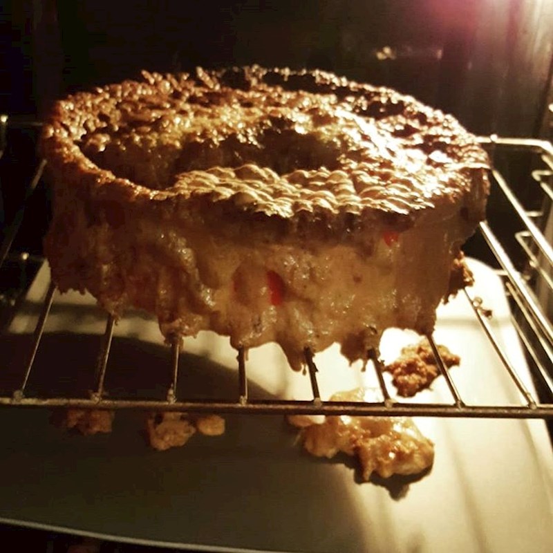 Ono kad shvatiš da je posuda ipak bila premala...