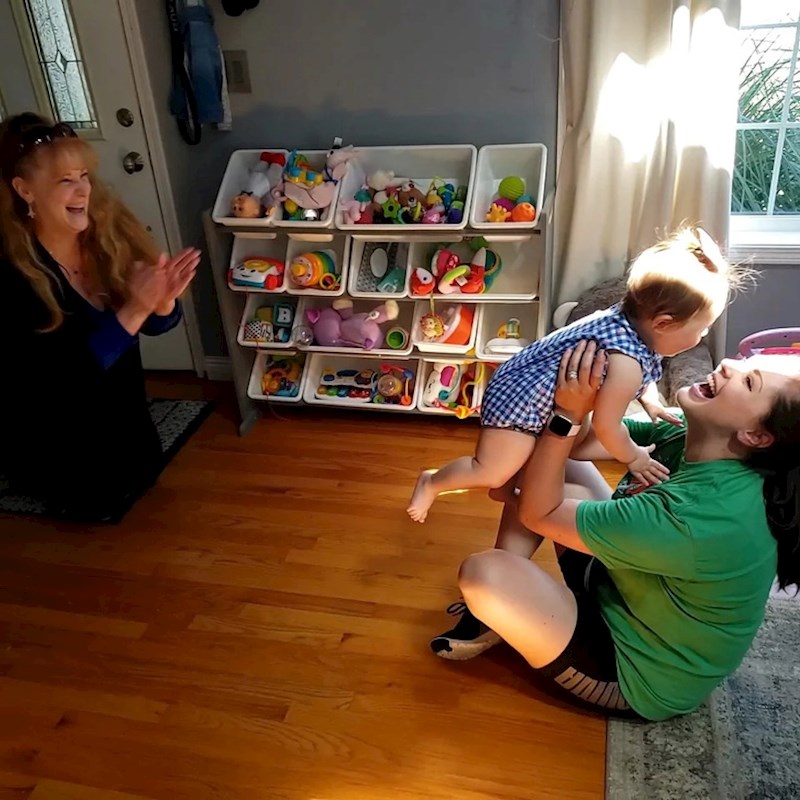 "Danas je moja klinka napravila svoje prve korake."