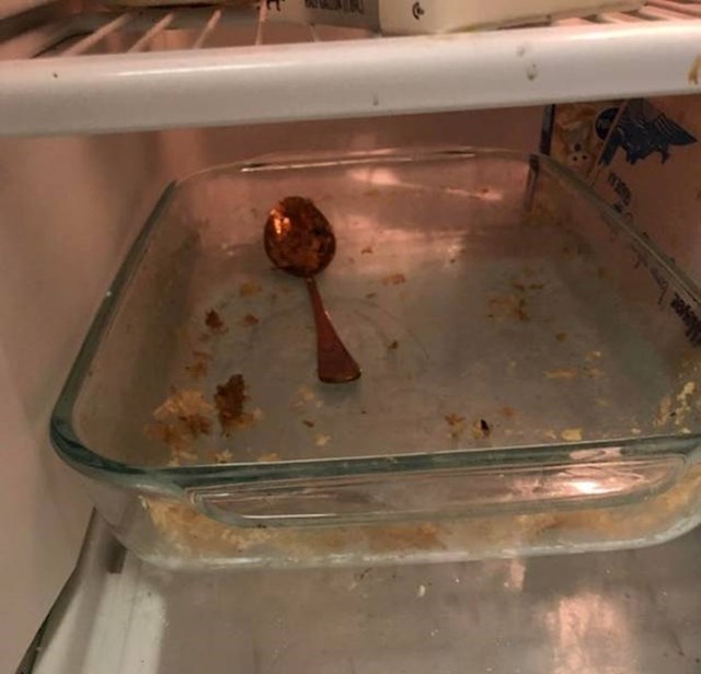 "Ovo je bilo skriveno u hladnjaku, ispod folije."