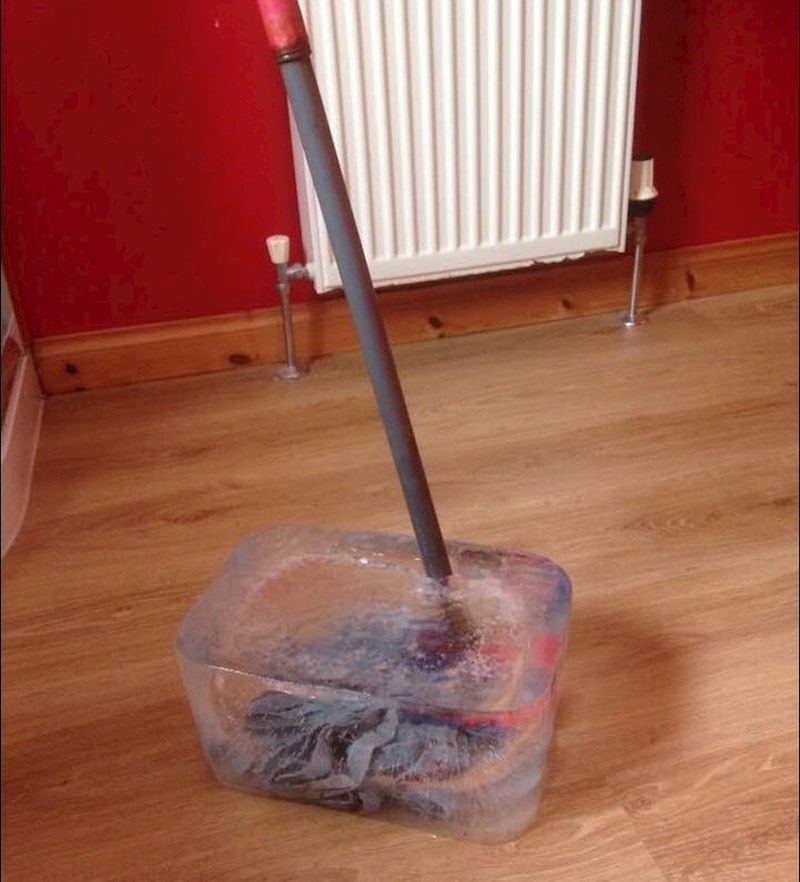 Kako je uopće došlo do ovoga? Hmm... Ovo čišćenje bi moglo potrajati.