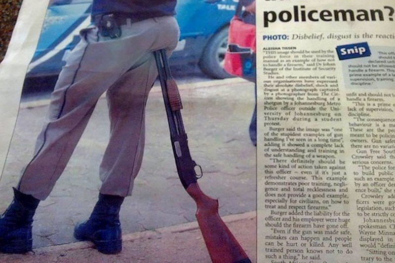 Neoprezni policajac završio je u novinama...