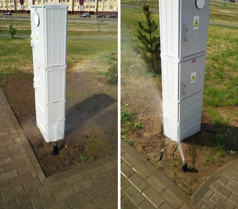 Je li ovaj sustav za zalijevanje mogao biti postavljen na gorem mjestu?