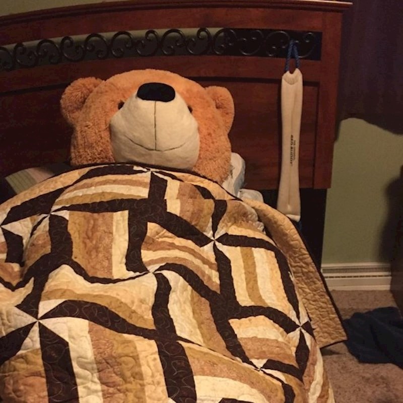 "Muž je rekao da ima nešto za mene. Napisao mi je da ću vidjeti iznenađenje kad uđem u spavaću sobu."