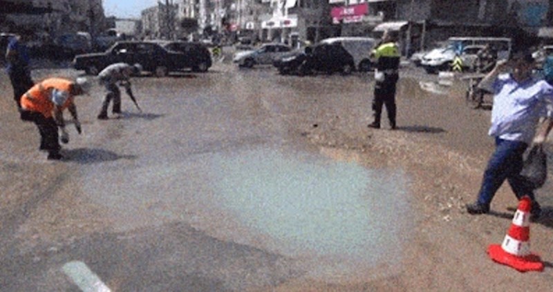 Ovdje jedan čunj nije bio dovoljan, pogledajte što se čovjeku dogodilo dok je prelazio cestu