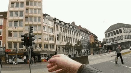 Stanovnicima ovog grada nikad nije dosadno dok čekaju na semaforu, pogledajte zašto