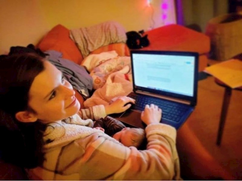 "Moja žena je morala dojiti dijete dok piše svoj diplomski rad!"