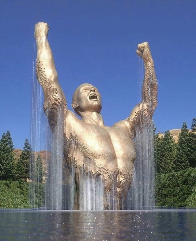 Impresivna fontana