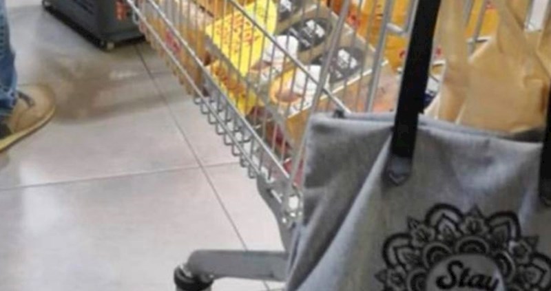 Sramota! Osoba slikala što je žena ispred nje kupila i otkrila što joj je muž rekao