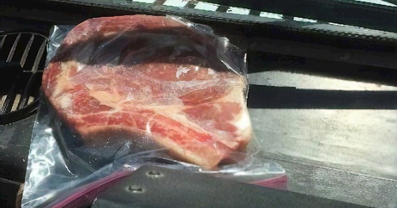 Dostavljač je ostavio komad mesa na suncu i provjerio hoće li se ispeći u vozilu bez klime