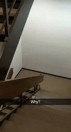 Možete li vi ovo objasniti? Čovjek je snimio rezultat radova na stubištu, nitko ne kuži što su htjeli postići